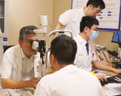 京鄂閩專家團再次匯聚福州愛爾眼科疑難眼病診療平臺,聯合會診為患者破除疑難