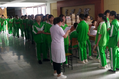 平順縣3000多名學(xué)生接受免費(fèi)視力篩查